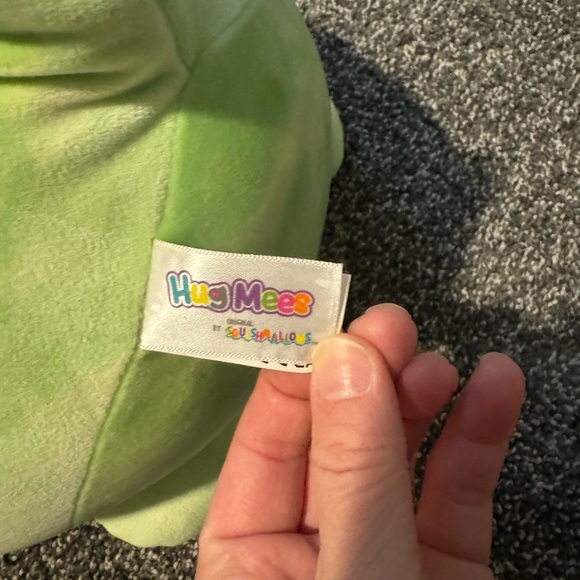 SQUISHMALLOWS HUGMEES 18” THAYER THE DRAGON EUC - Picture 5 of 5